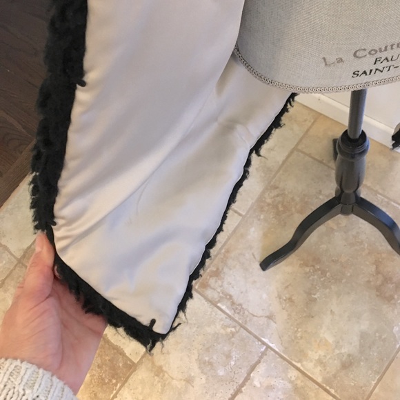 Aritzia - Wilfred black teddy jacket - Picture 10 of 10